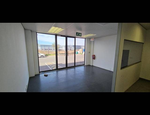 INDUSTRIAL PROPERTY TO RENT IN LONGLAKE